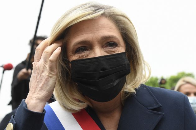 La présidente du Rassemblement national Marine Le Pen photographiée le 1er mai à Paris (illustration)