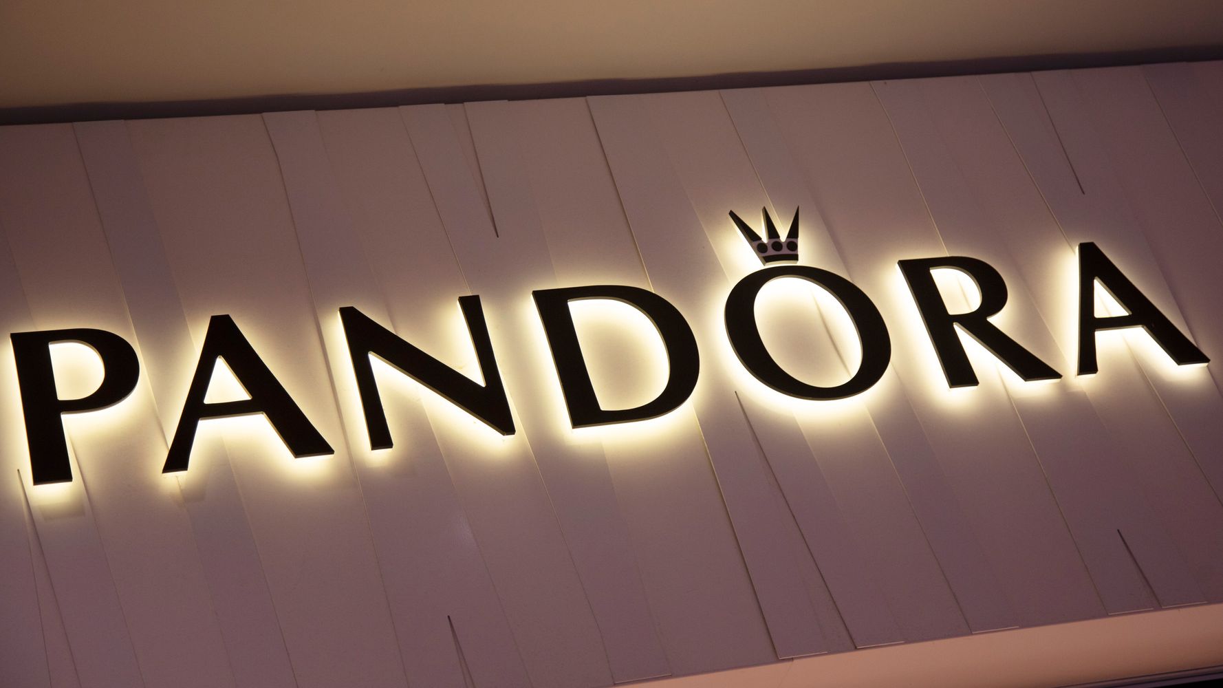 Pandora, One Of World's Biggest Jewelry Makers, Says Goodbye To Mined Diamonds