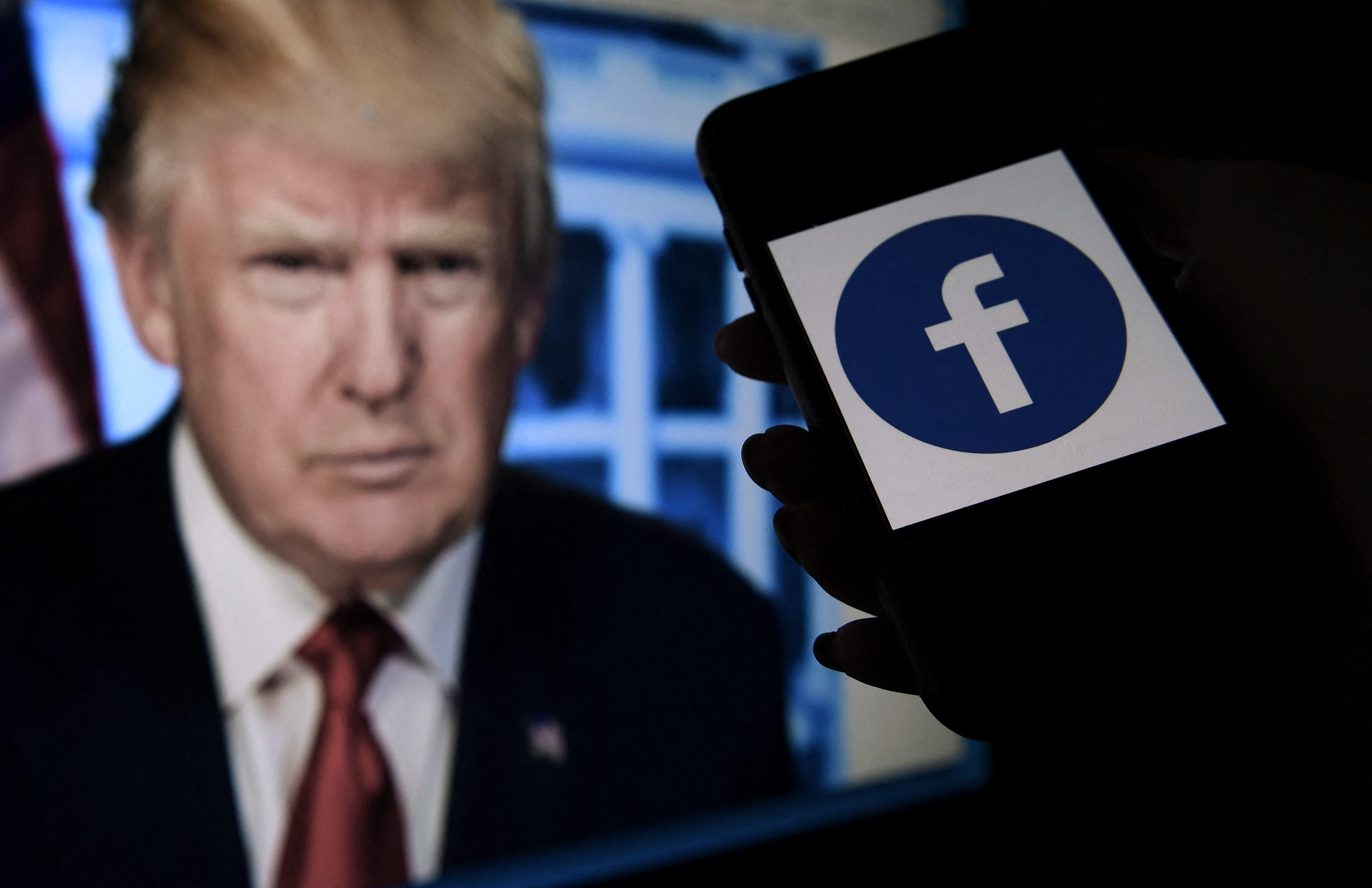 Donald Trump reste banni de Facebook et Instagram (pour le moment en tout cas)