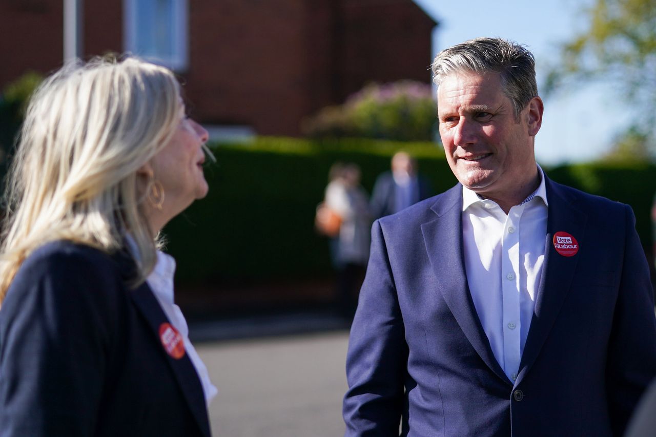 Starmer speaks with Tracy Brabin, Labour's West Yorkshire mayor candidate