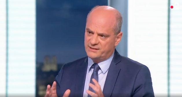 Au journal télévisé de France 2, ce mercredi 5 mai, le ministre de l'Éducation Jean-Michel Blanquer a présenté les aménagements prévus pour le baccalauréat 2021, qui se tiendra au terme d'une année forcément influencée par l'épidémie de covid-19.