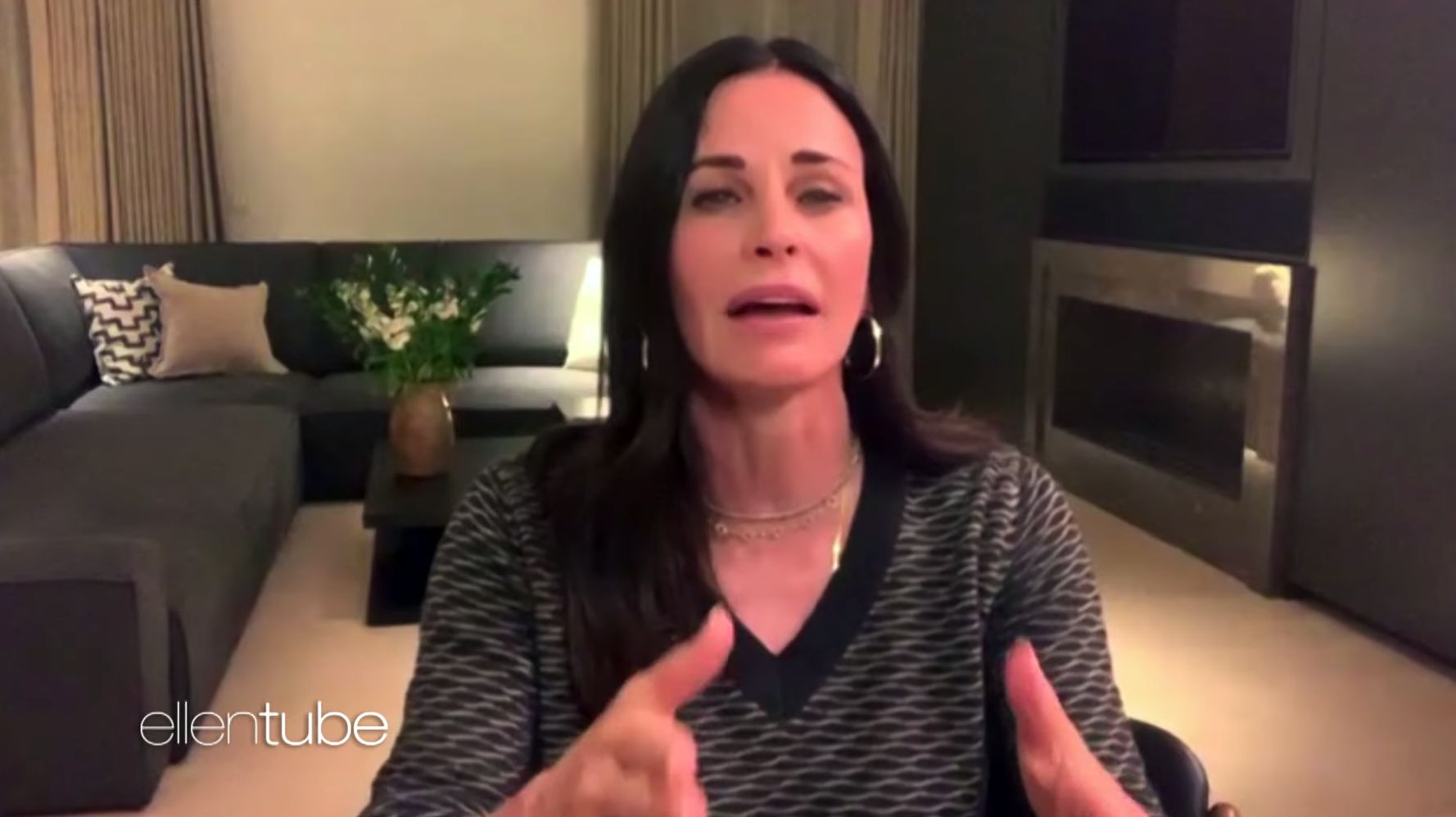 Courteney Cox Recalls A Hilarious Moment From Being In The 'Friends' Fountain