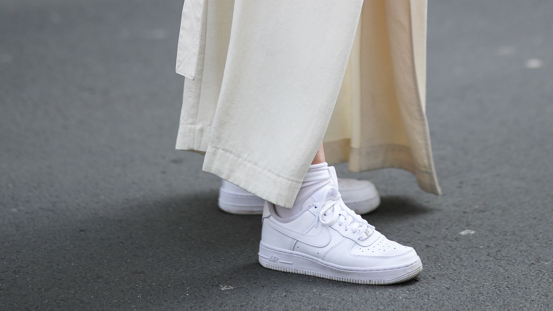 The Sneaker Trend Podiatrists Are Loving Right Now