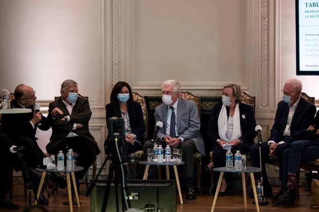 Bernard Cazeneuve, Jean Glavany, Anne Hidalgo, Pierre Joxe, Beatrice Marreet Lionel Jospin se sont retrouvés au Creusot pour célébrer la victoire de François Mitterrand il y a 40 ans