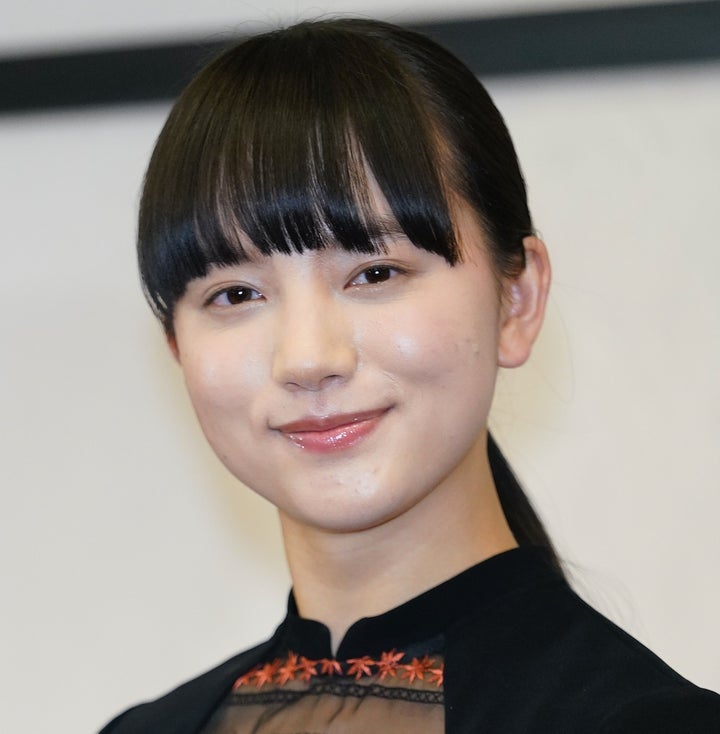 おかえりモネ 主人公 モネ 役 清原果耶さんの経歴は ハフポスト おかえりモネ 主人公 モネ 役 清原果耶さんの経歴は ハフポスト