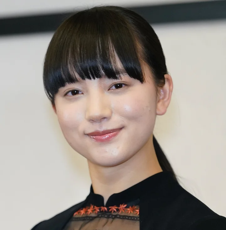 おかえりモネ 主人公 モネ 役 清原果耶さんの経歴は ハフポスト おかえりモネ 主人公 モネ 役 清原果耶さんの経歴は ハフポスト