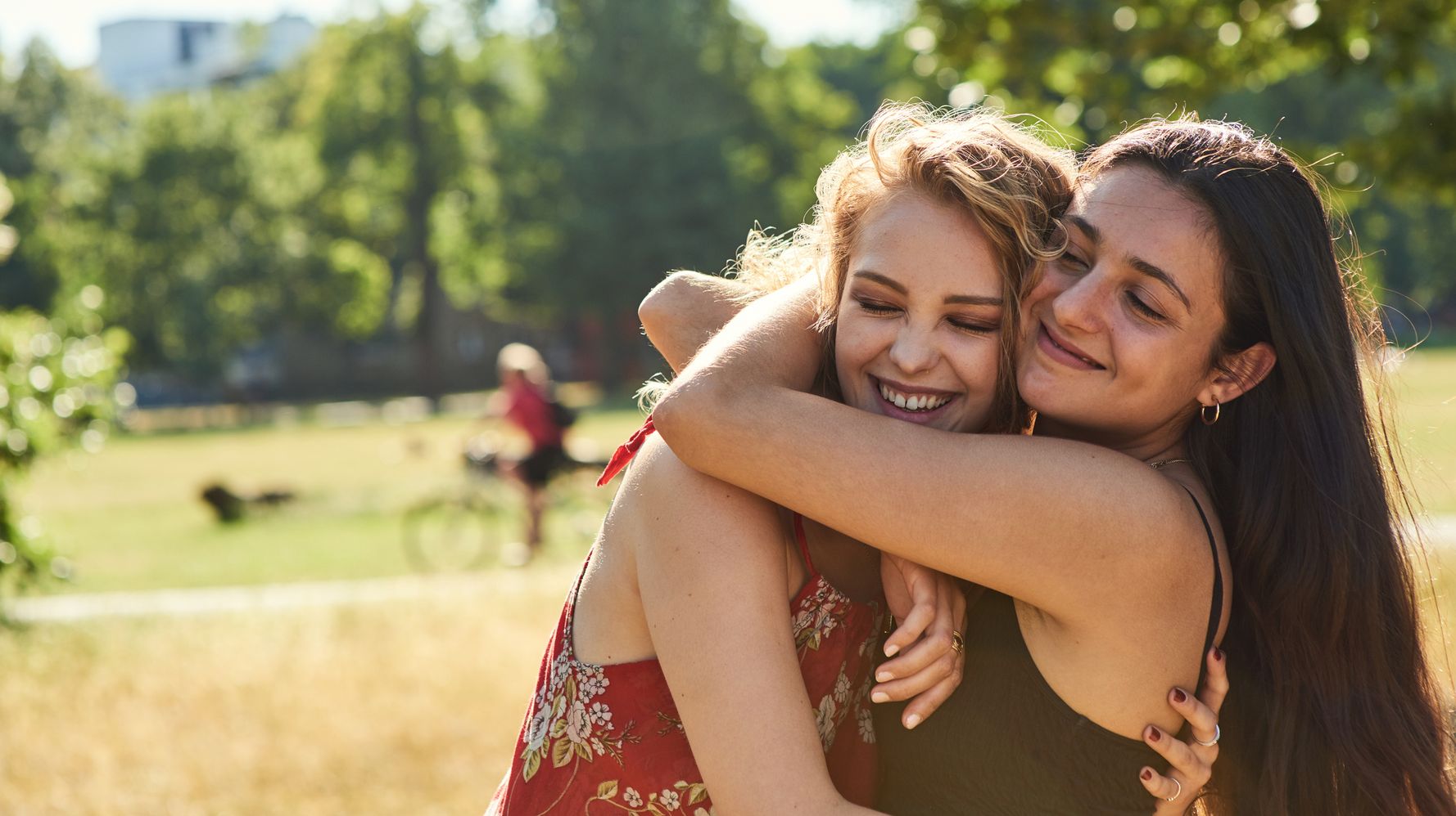 For Hugs Sake How To Have A Proper ‘cautious Cuddle Huffpost Uk Life 