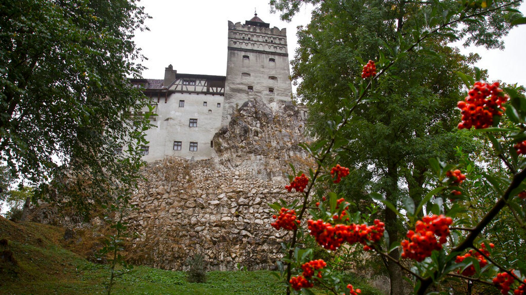 Dracula's Castle Is A Bloody Good Place To Get A COVID-19 Shot