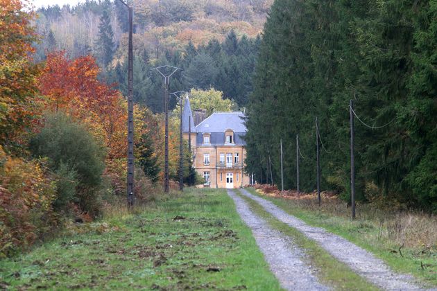 Le Chateau du Sautou, qui appartenait à Michel Fourniret, situé à côté de Ville-sur-Lumes, le 27 octobre 2020.