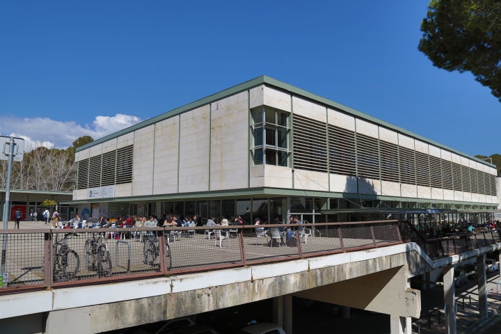 Una de las facultades de la Universidad Autónoma de Barcelona (UAB).