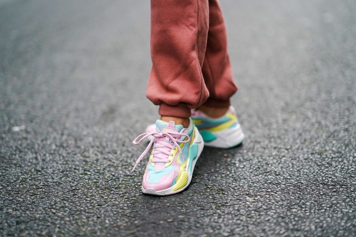 What To Look In Pair Of 'Cool-Girl Sneakers,' To A Sneakerhead | HuffPost