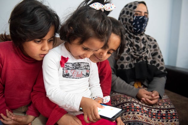 Οικογένεια από την Συρία επανασυνδέεται στην