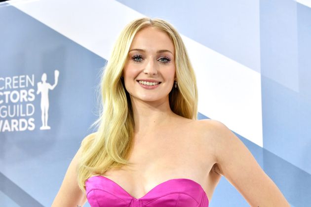 Sophie Turner Slams Paparazzi For Photographing Her Daughter: Its Disgusting