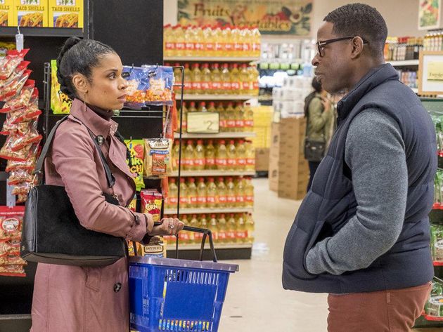 Susan Kelechi Watson et Sterling K. Brown dans la série 