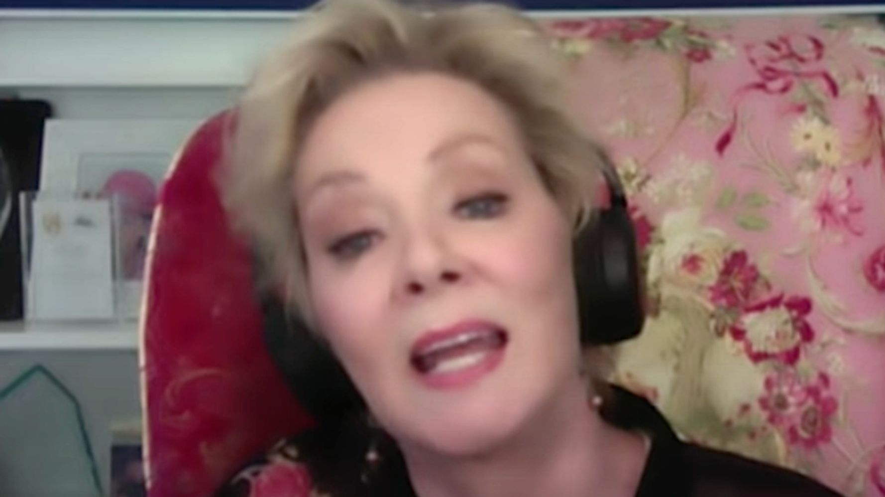 Jean Smart Got Totally Weirded Out By The On-Set Intimacy Coach