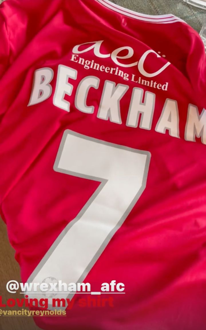 David showed off his Wrexham shirt on his Instagram story