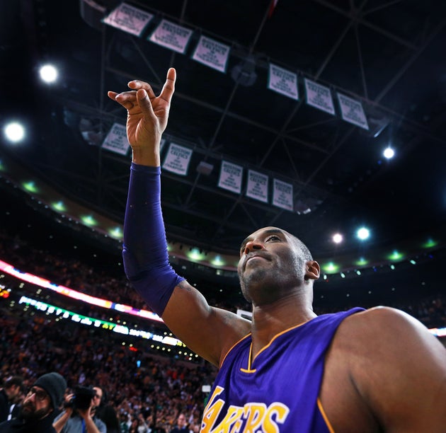 コービー ブライアントさんに捧げる マンバ 仕様のスポドリ Nba殿堂入りでメーカー投稿 ハフポスト コービー ブライアントさんに捧げる マンバ 仕様のスポドリ Nba殿堂入りでメーカー投稿 ハフポスト