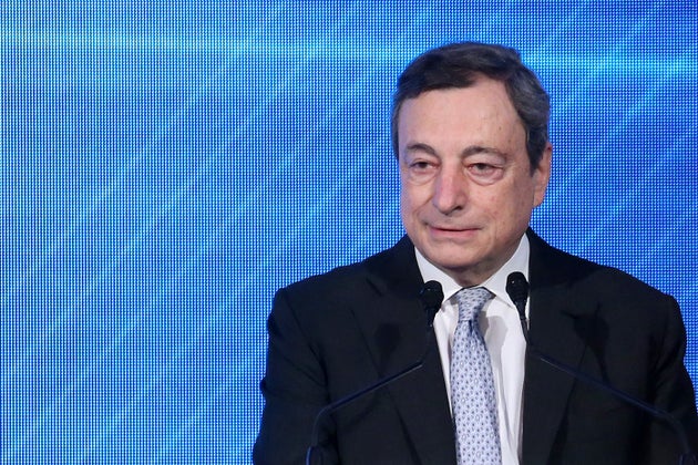 Riaperture: numeri buoni, Draghi allenta (un po Riaperture: numeri buoni, Draghi allenta (un po