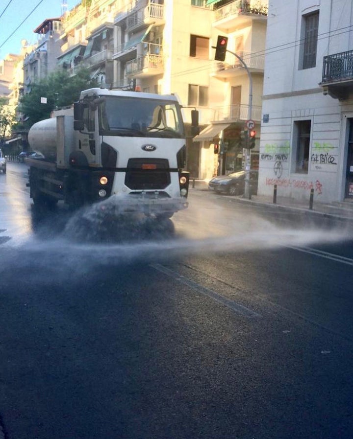 Επιχείρηση καθαριότητας στα Πατήσια