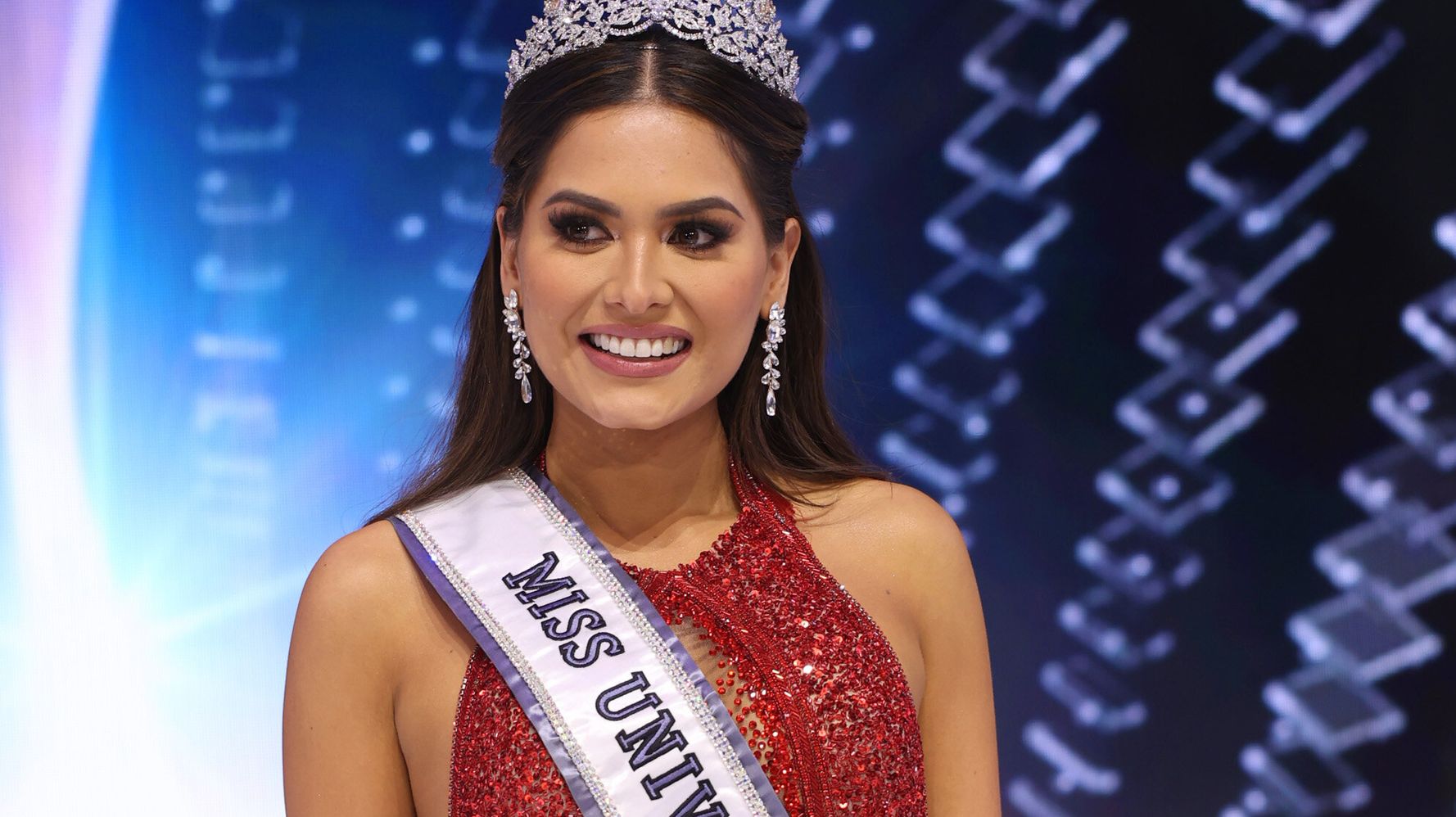 Miss Mexique Remporte Miss Univers 2021 Amandine Petit Dans Le Top 21 Le Huffpost