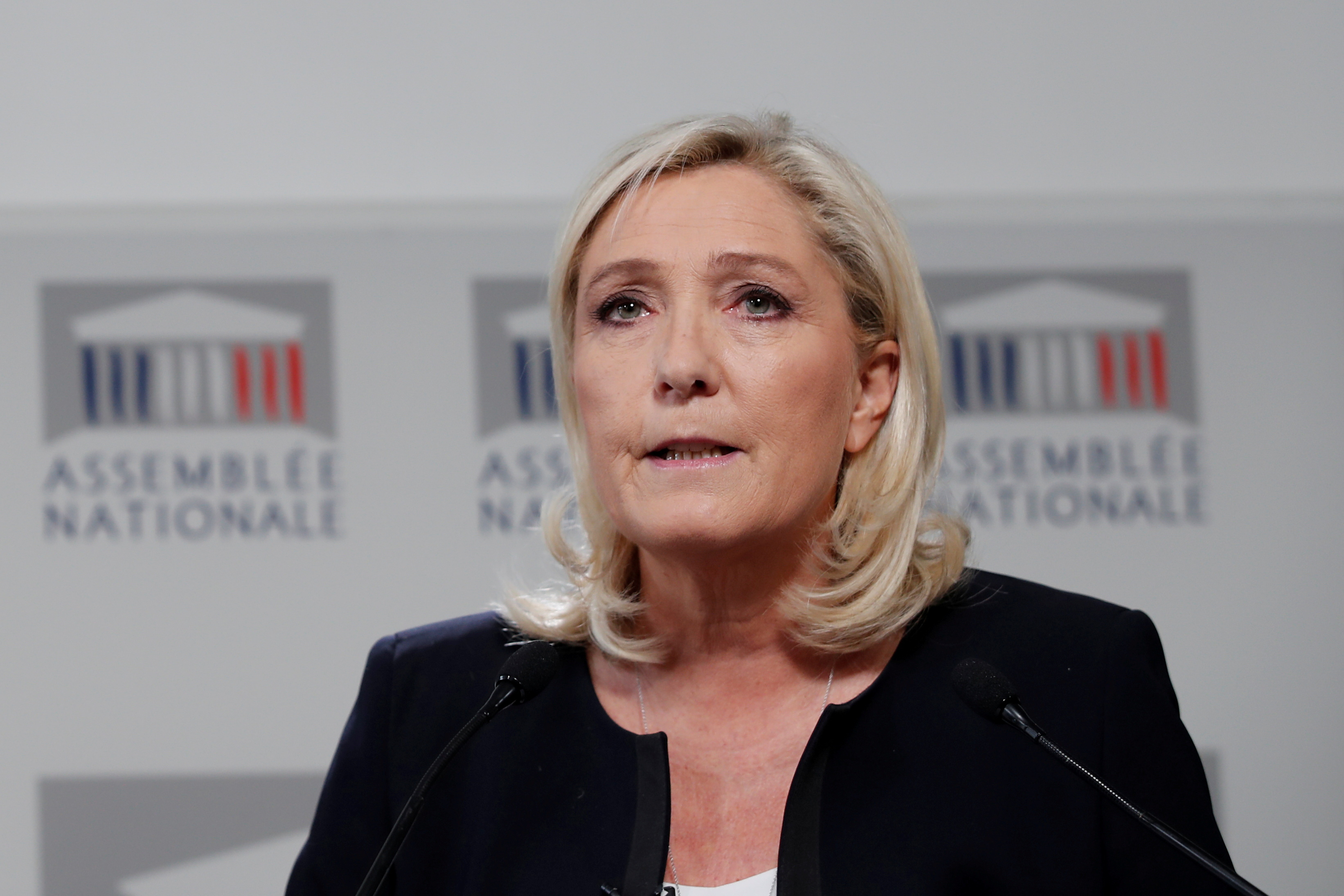 Marine Le Pen sen prend à TF1 sur laffaire des assistants parlementaires  photo