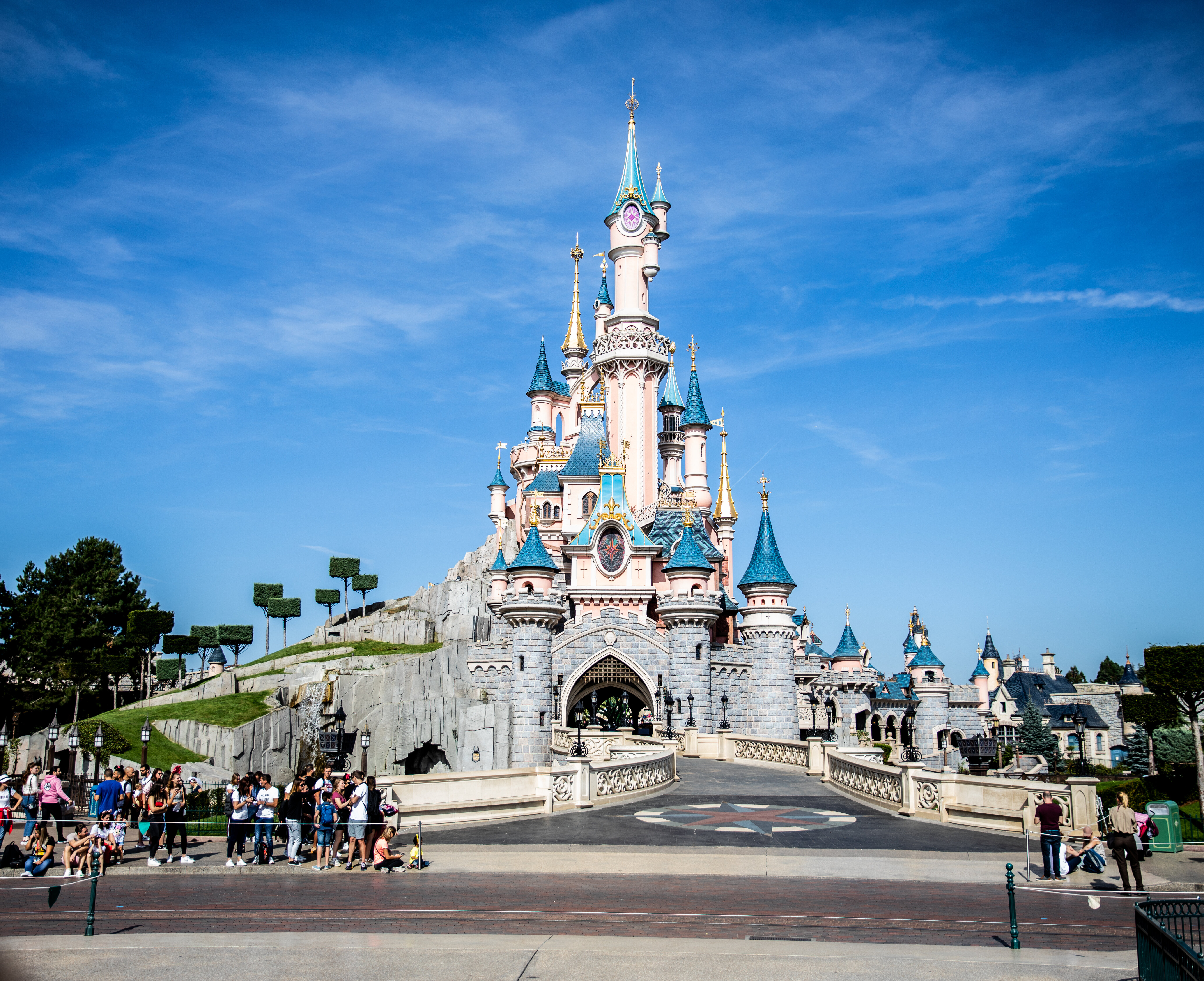 On connaît la date de réouverture de Disneyland Paris et il va encore falloir patienter