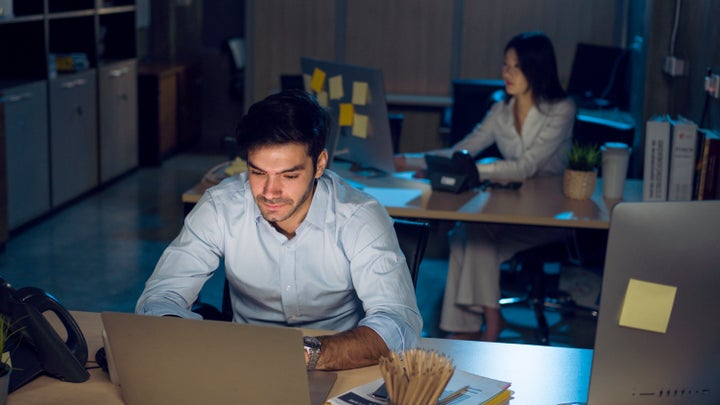 A new WHO study suggests long work hours may kill hundreds of thousands of people around the globe every year.