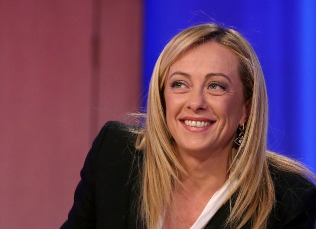 Sondaggio Swg/TgLa7. Meloni supera il Pd, ora davanti c Sondaggio Swg/TgLa7. Meloni supera il Pd, ora davanti c