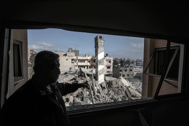 Gaza, Israele autorizza breve riapertura del valico per ragioni umanitarie Gaza, Israele autorizza breve riapertura del valico per ragioni umanitarie