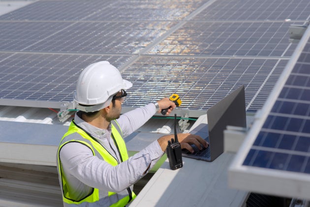 Transizione energetica: si perdono 5 mln di occupati, ma se ne creano 30 mln (di F. Sellari) Transizione energetica: si perdono 5 mln di occupati, ma se ne creano 30 mln (di F. Sellari)