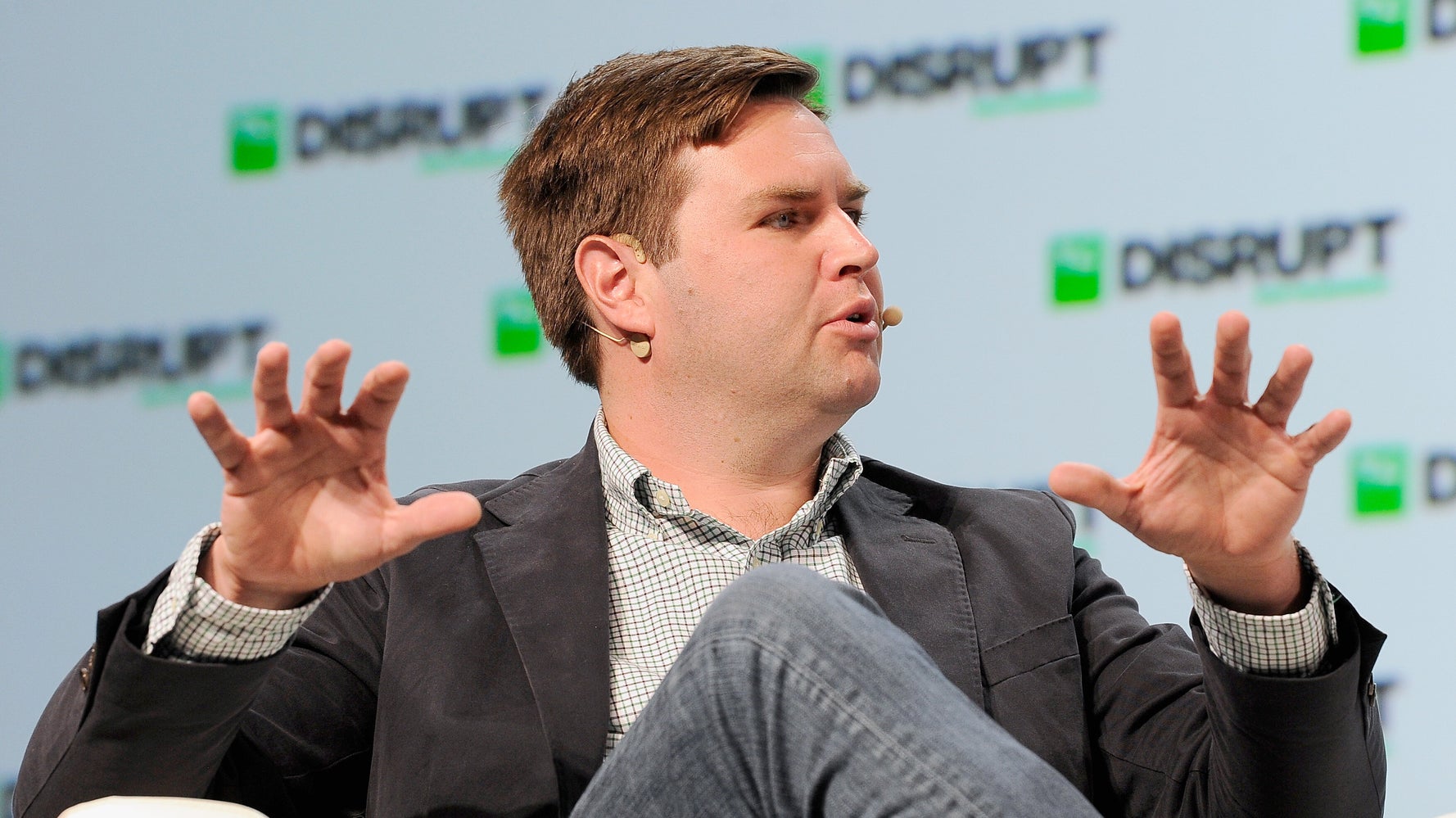 Vance Mask 'Hillbilly Elegy' Author J.D. Vance Freaks Out At Rowers Wearing Masks ...