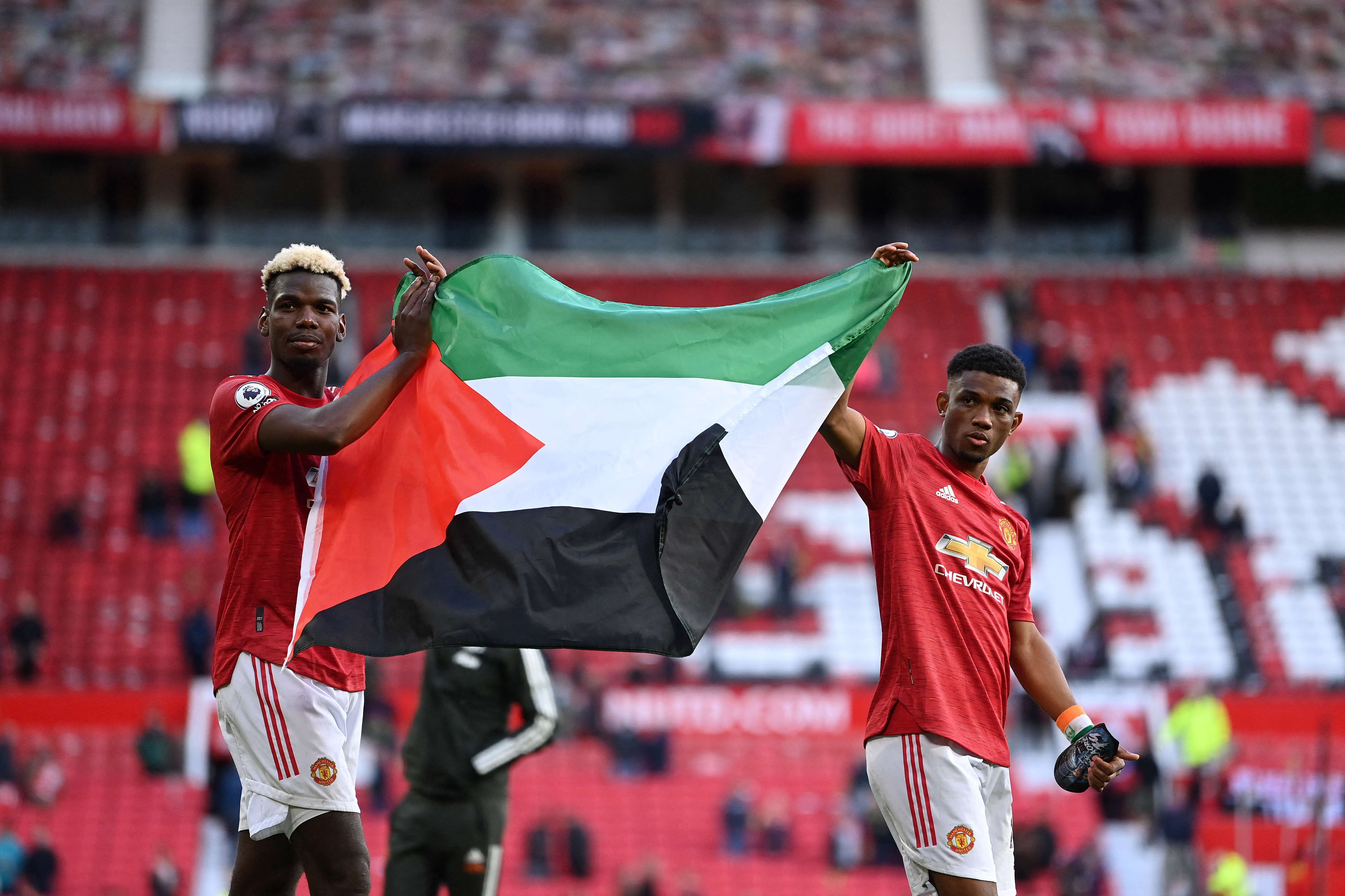 Pogba arbore un drapeau palestinien face au conflit avec Israël