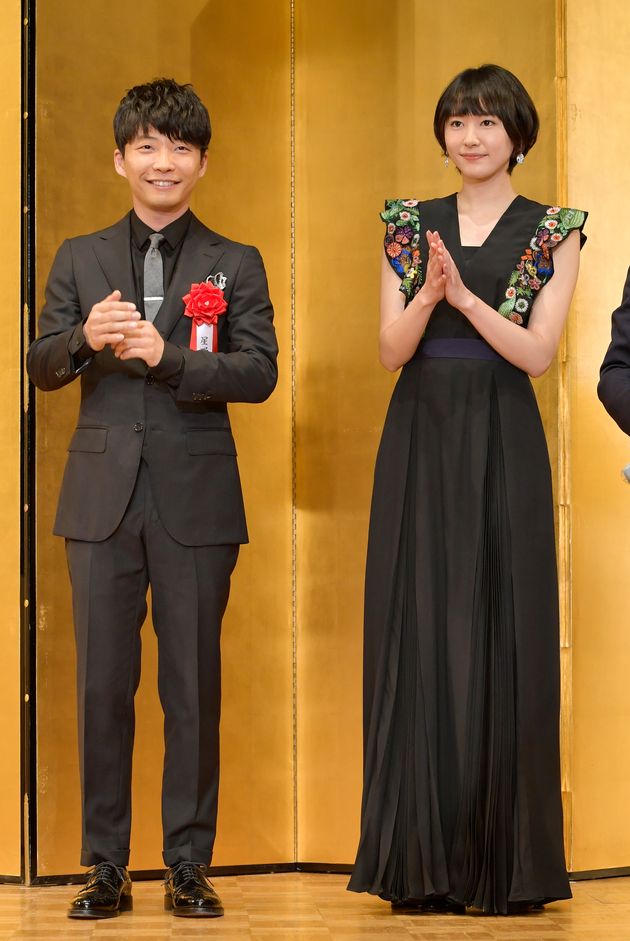 逃げ恥 脚本の野木亜紀子さん 新垣結衣さんと星野源さん結婚に ハッピー最高 ハフポスト