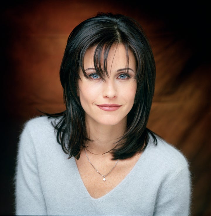 Courteney Cox as Monica Geller 