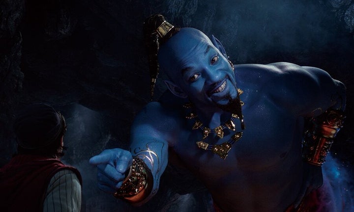 実写版では俳優のウィル・スミスがジーニー役を演じた