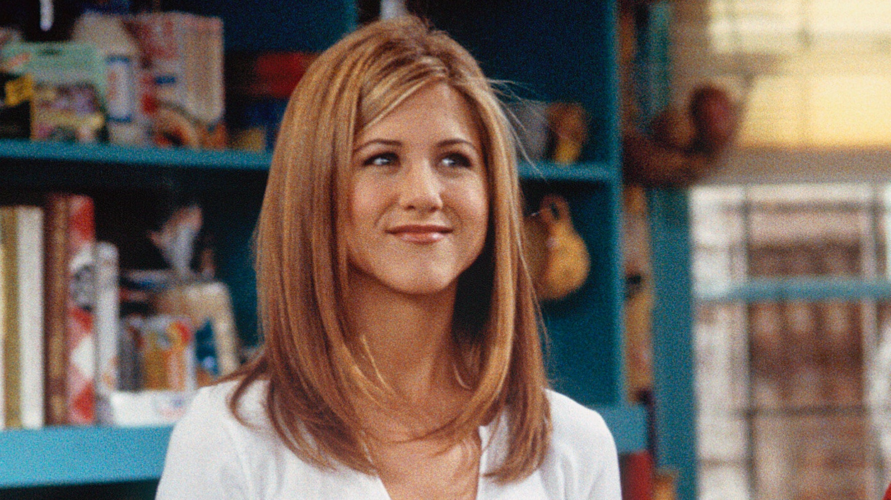 Jennifer Aniston Reveals The One Thing She Stole From The Friends Set That She Still Uses To This Day Huffpost Uk Entertainment
