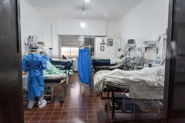 72,6% des lits en soins intensifs sont occupés, comme en témoigne cette photo prise en réanimation à dans un hôpital de Santa Fe, le 19 mai. 