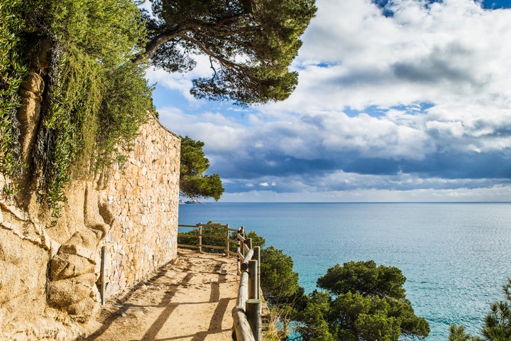 Camino de Ronda en la Costa Brava (Girona).
