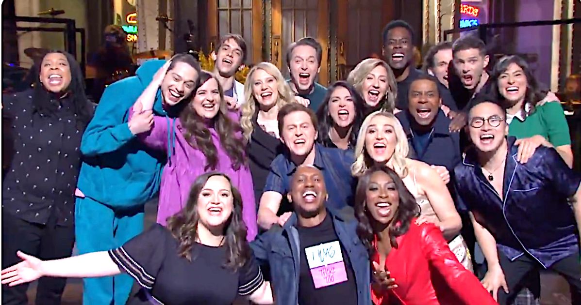 'Saturday Night Live' Cast Bids Poignant Farewell After 'Crazy' Season