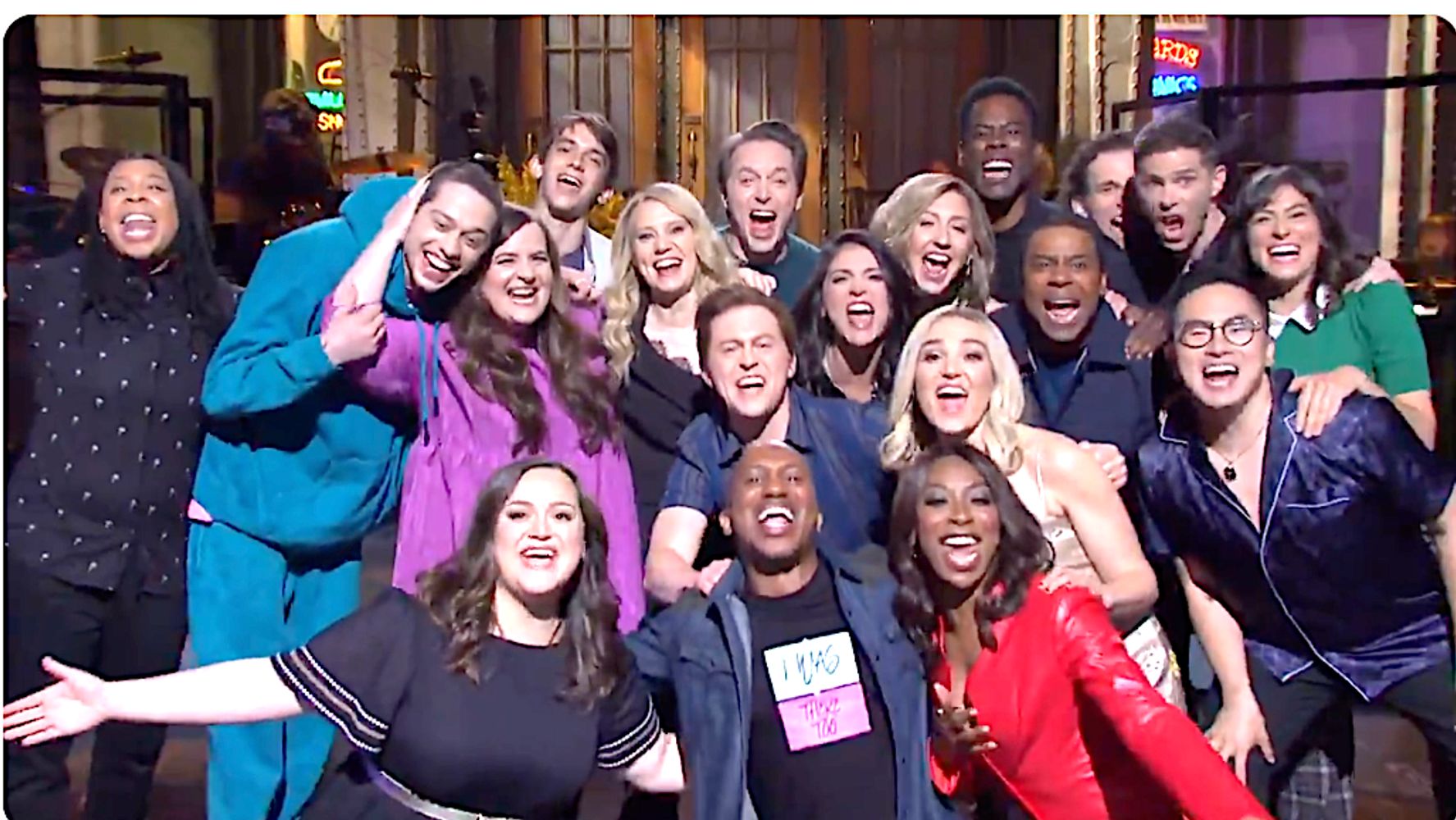 Saturday Night Live Cast Bids Poignant Farewell After Crazy Season Huffpost Entertainment