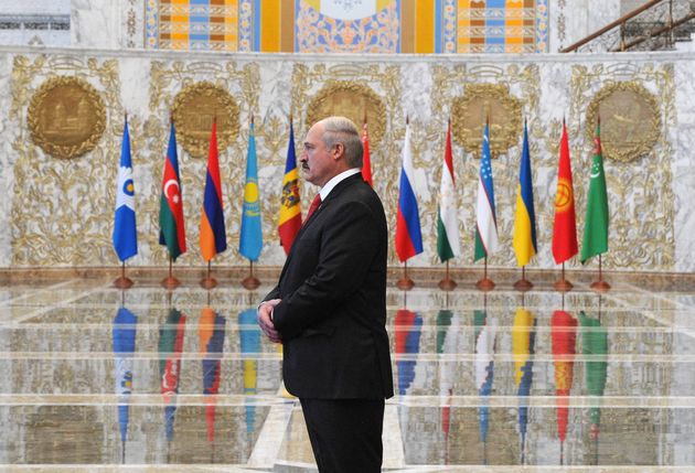 Le président biélorusse Alexandre Loukachenko, dans sa résidence, le palais de l’Indépendance à Minsk, le 25 octobre 2013 