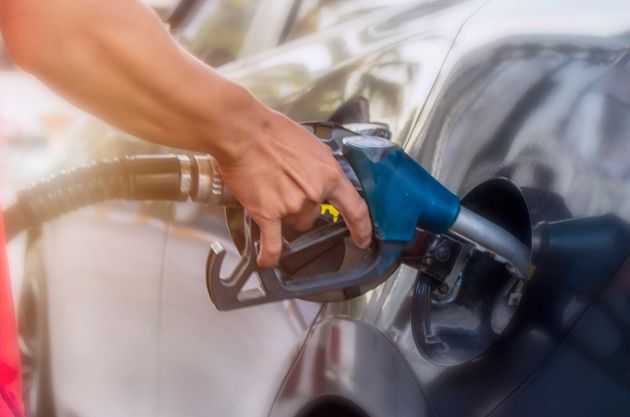 Hausse du prix des carburants: pourquoi, comment et pour combien de