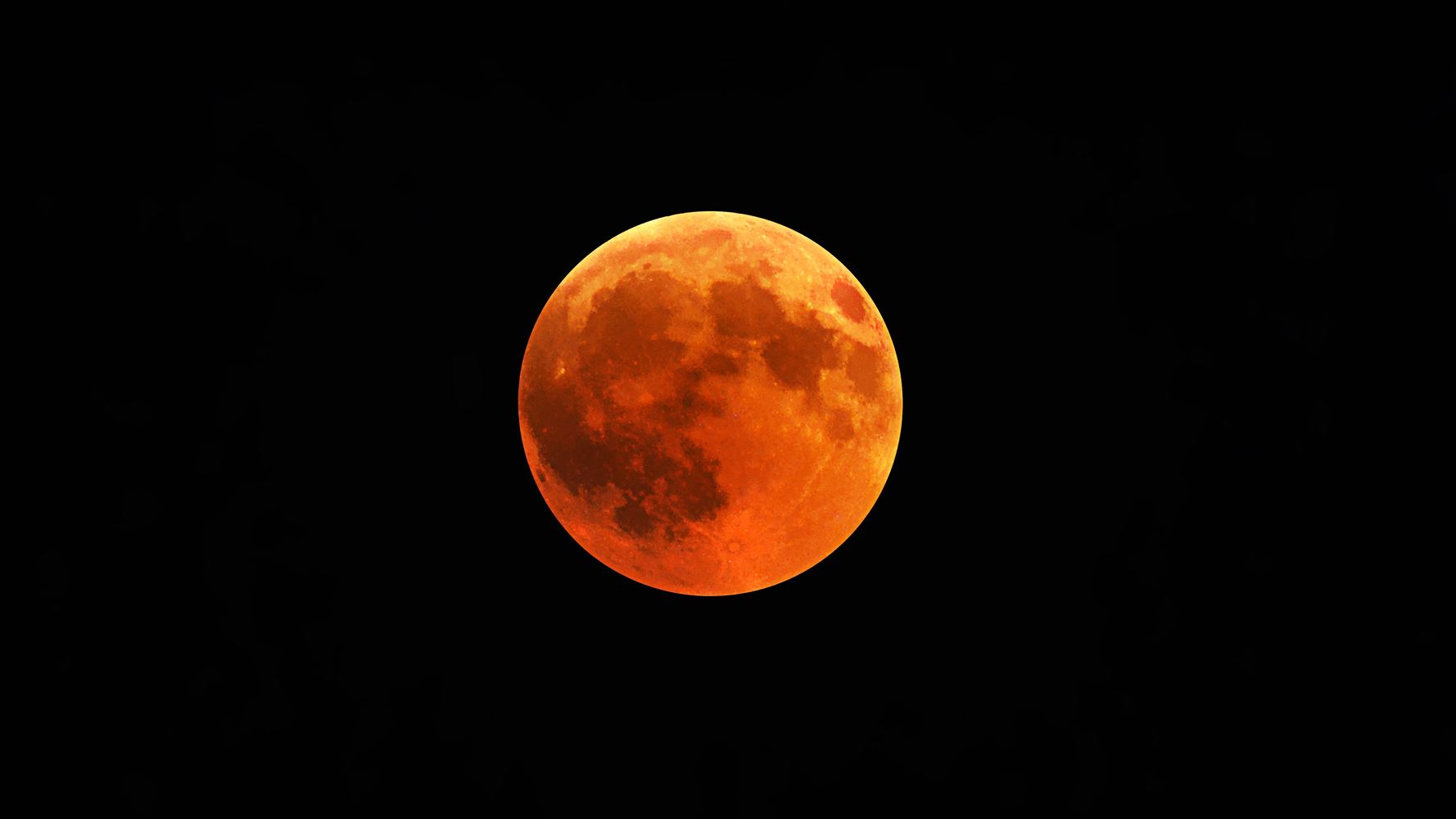 皆既月食 月が赤くなるのはなぜ わかりやすく解説 ハフポスト