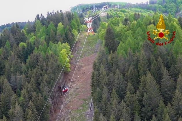 Une cabine a chuté à Stresa, en Italie, sur le téléphérique qui rejoint Mottarone (Photo prise le 23 mai 2021)