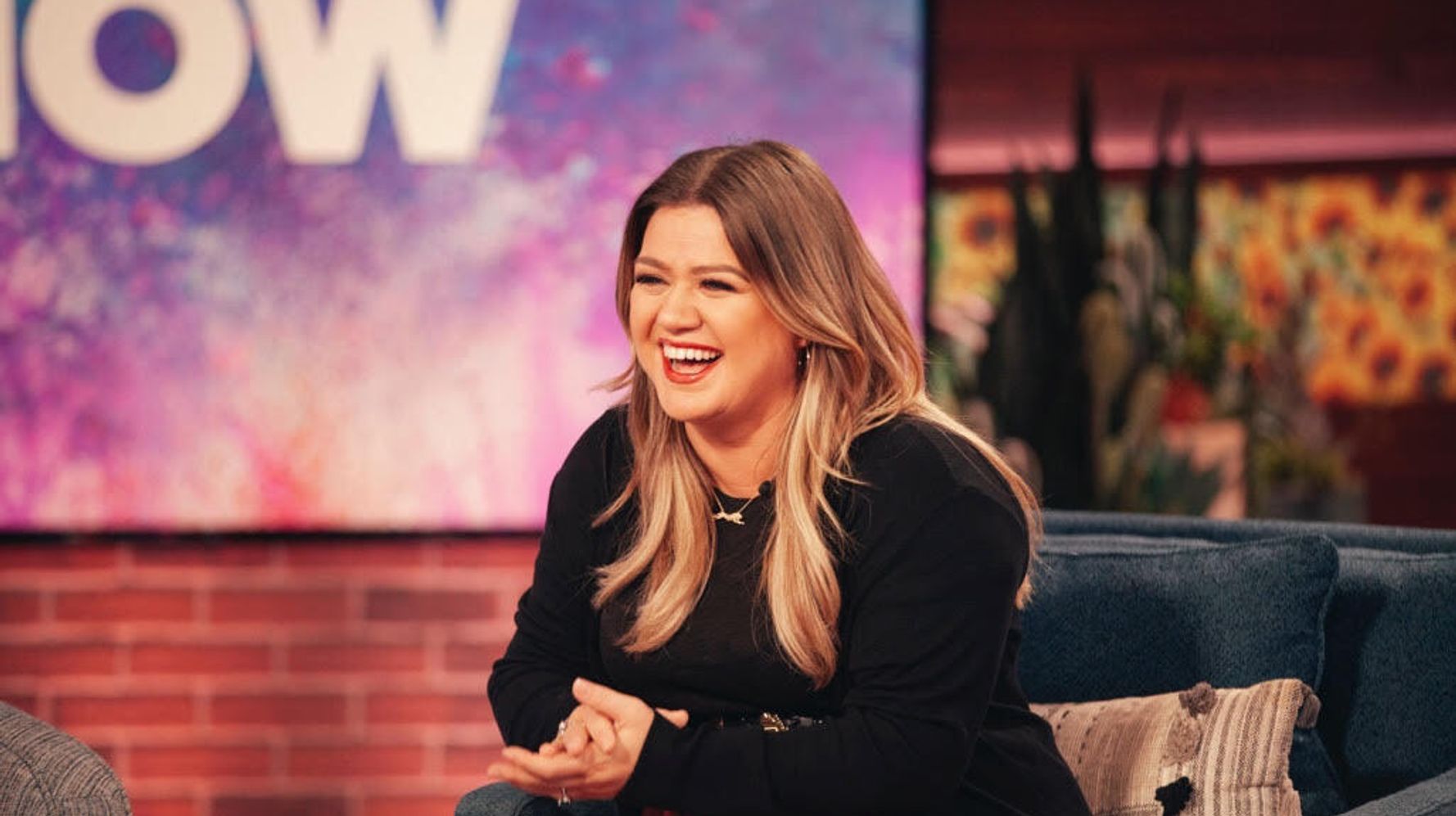 Kelly Clarkson Will Get Ellen DeGeneres’ Slot And Become Daytime TV’s New Queen