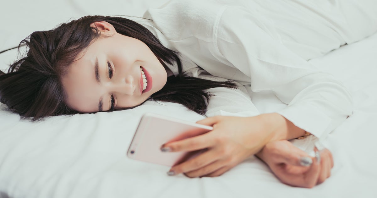 19 Expert-Backed Tips For Keeping Your Long-Distance Sex Life Hot - Vimarsana News