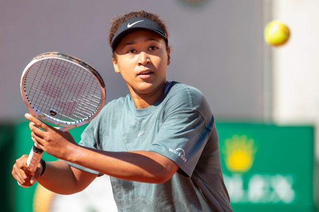 Naomi Osaka s'entrainant sur le court Suzanne Lenglen le jeudi 27 mai 2021 à Paris. 