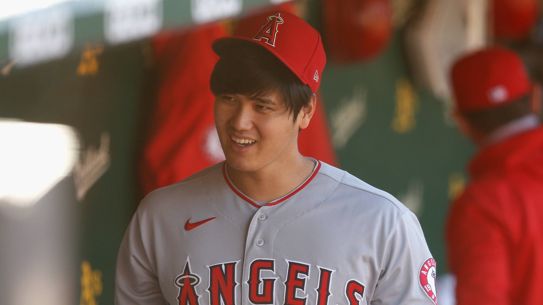 大谷翔平選手の貴重な 私服姿 公開も ファンの注目は 謎のケース だった 中身は何 と話題 写真 ハフポスト 大谷翔平選手の貴重な 私服姿 公開も ファンの注目は 謎のケース だった 中身は何 と話題 写真 ハフポスト