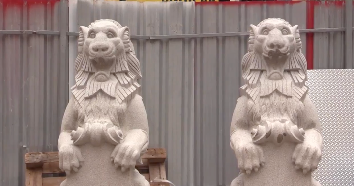 Los leones de la estación de Metro de Gran Vía en Madrid.