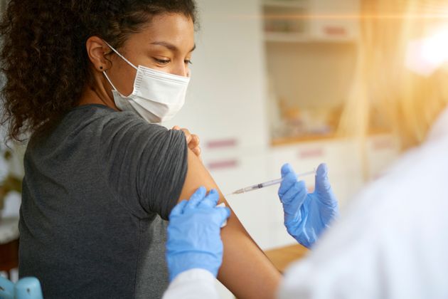 Avoir des salariés vaccinés limite de fait le nombre d’arrêts maladie liés au Covid ainsi que la transmissibilité du virus au sein de l’entreprise.